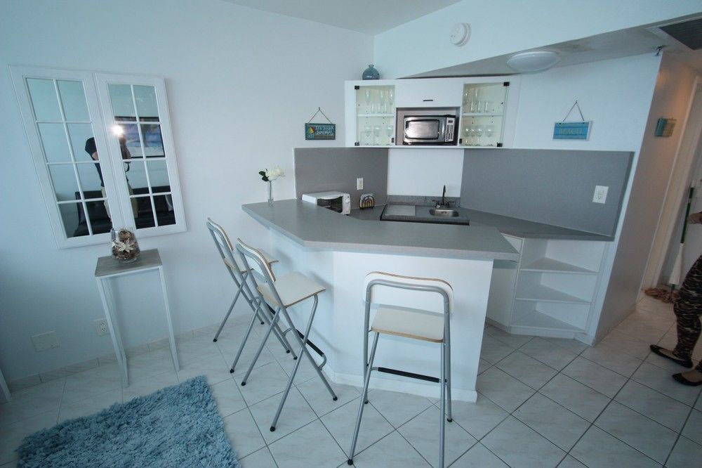 Castle Beach Suites By Miarentals Miami Beach Extérieur photo